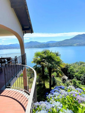 Traumblick über den Lago Maggiore